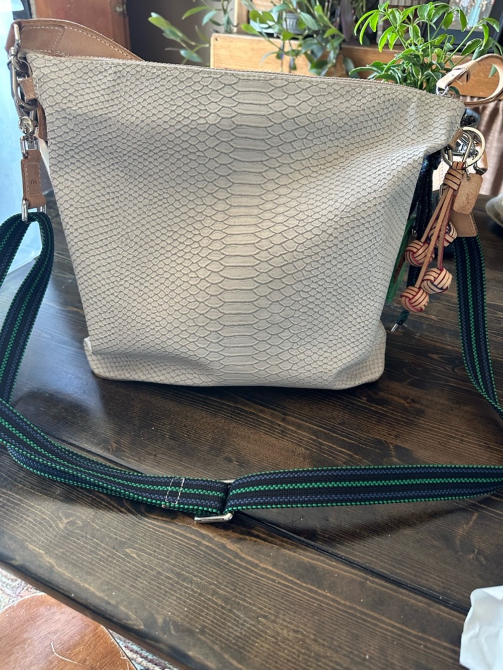 Consuela THUNDERBIRD hobo bag - Picture 2 of 9